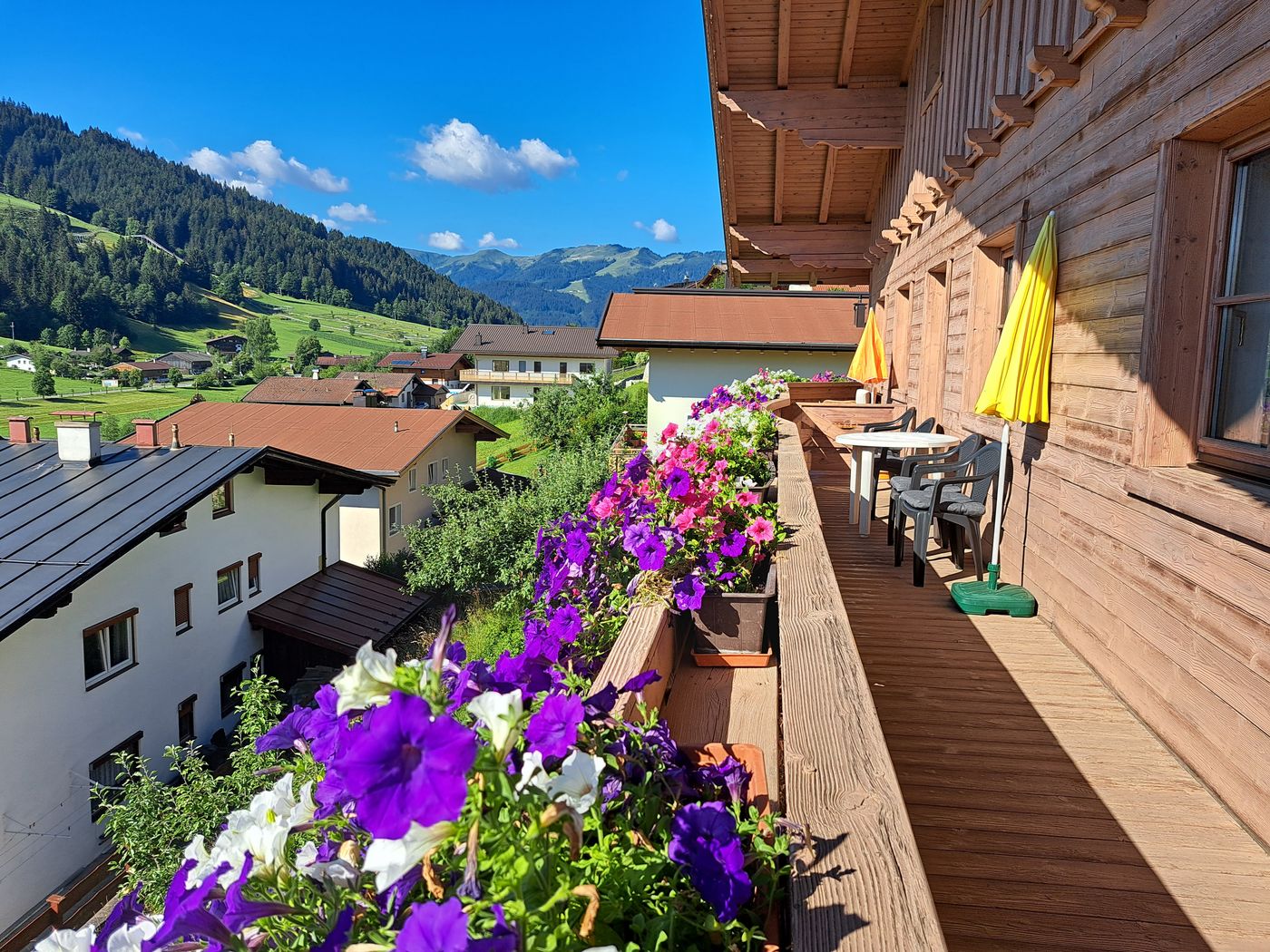 Ferienwohnung Schatzberg und Markbachjoch bieten einen Balkon